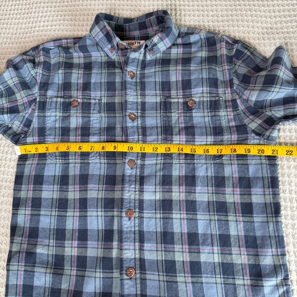 Duluth Trading Free Swingin Flannel Shirt Relaxed Fit Mens Small Blue Plaid - Picture 6 of 8
